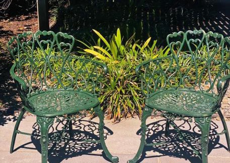 Mount Maunganui Apartment | Retreat on Rita ~ Downtown Mount Maunganui with beach access