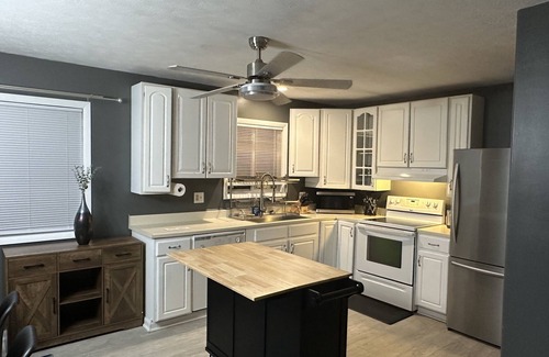 Morgantown House | Retreat to my Beautiful Contemporary Home in the Mountain State