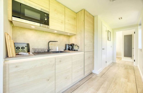 Glasgow Cabin | Retreat to the Campsies