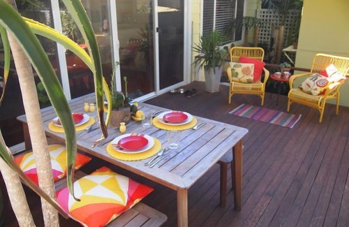 Pearl Beach House | Retro Beach House on Pearl Beach