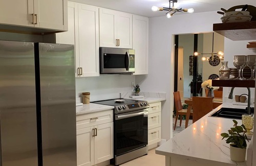 Palm Bay House | Retro Ranch Where Rockets Fly. Minutes to the Beaches.