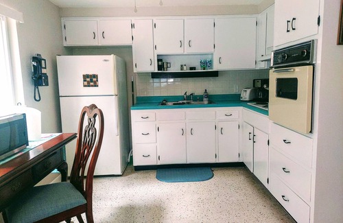 Dunnellon House | Retro River Pad