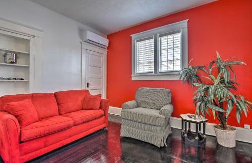 South Beach Street Historic District Apartment | Retro-Style Studio in Historic Downtown Home!
