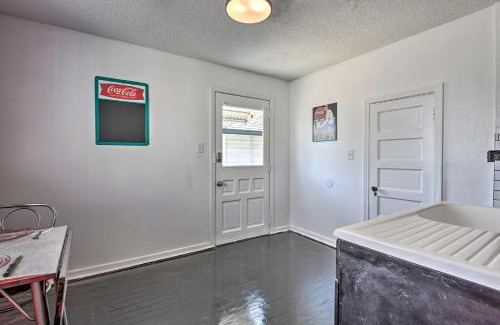 South Beach Street Historic District Apartment | Retro-Style Studio in Historic Downtown Home!
