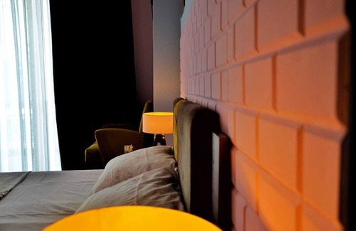 Pendik Cabin | Retro Suites