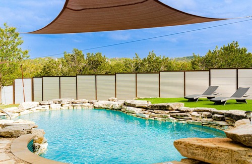 Dripping Springs Resort | Reunion Springs-dog friendly resort w pool/volleyB/pickleB/tennis/basketB/golf