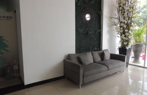 Gunung Putri Hotel | Reva Room on Gunung Putri Square Apartment