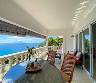 Glacis Villa | Reve Blêu