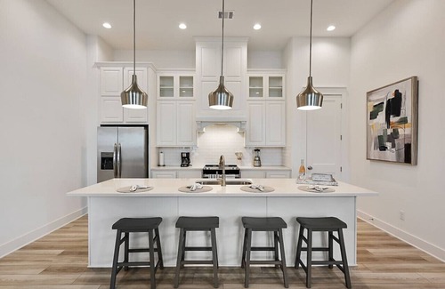 College Station House | Reveille Tradition ~ An Upscale New Construction Home!