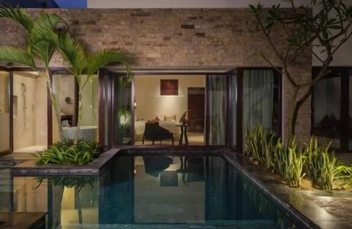 Salalah Apartment | Revel In Aesthetic Charm! 1BR Pool Villa with Lagoon View, Onsite Pool & Spa!