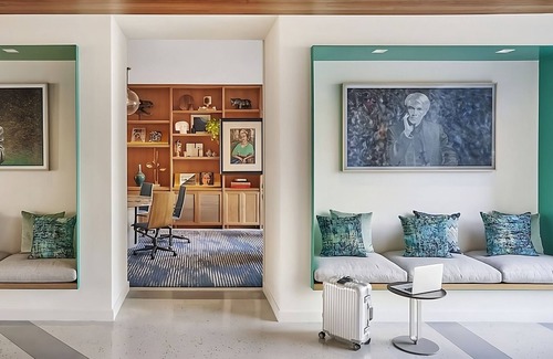 Downtown House | Revel In The Lap of Luxury! 4 Ocean View and Pet-friendly Units, Outdoor Pool