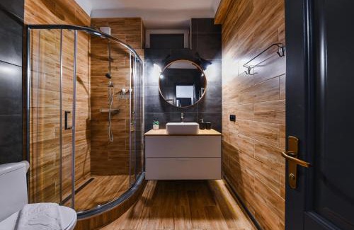 Old Town Apartment | Rex Nest