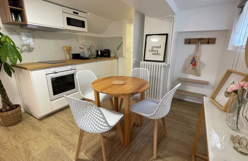 Maisons-Alfort Apartment | Rez de Jardin aux Portes de Paris