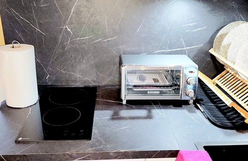 Bouvet Island Apartment | RH/⭕️Los angeles/APT #3/airport front