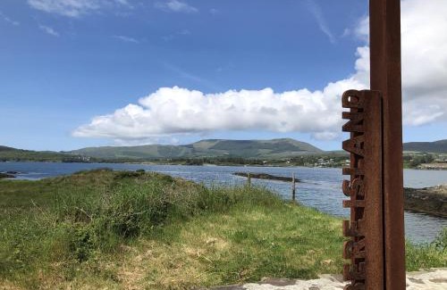 Town Lots House | Rhea Holiday Home Kilcrohane by Trident Holiday Homes