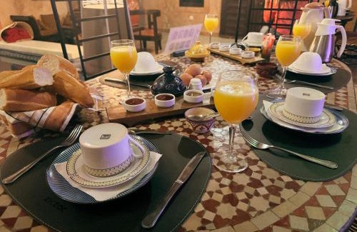 Zaouia Sidi Rhalem Bed & Breakfast | Riad Lapis-lazuli