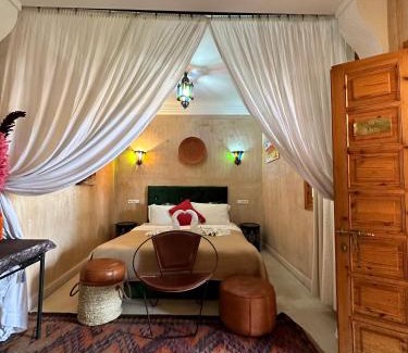 Kasbah House | Riad Les Miroirs