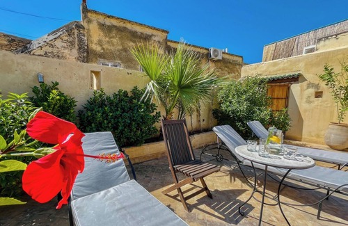 Dar Tazi Apartment | Riad Zkak - Three Bedroom Apartment, Sleeps 6