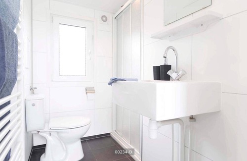 Helvoirt Ski Chalet | ✓ Rialto at Résidence de Leuvert ✓ Holiday home for 6 persons ✓ Located near Den Bosch (Noord-Brabant) ✓ Near De IJzeren Man ✓ Book directly through the park