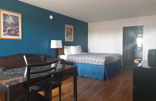 Rankin Hotel | Riata Inn