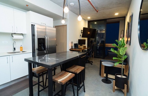 San Jose Apartment | Rich Coast Sunset