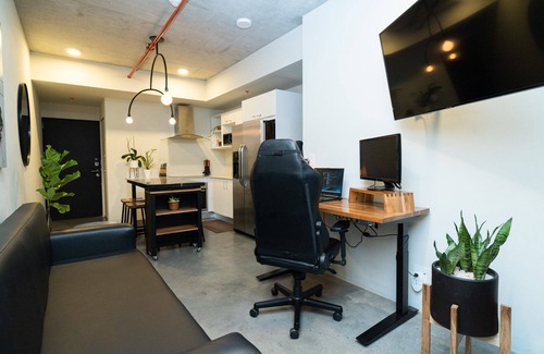 San Jose Apartment | Rich Coast Sunset