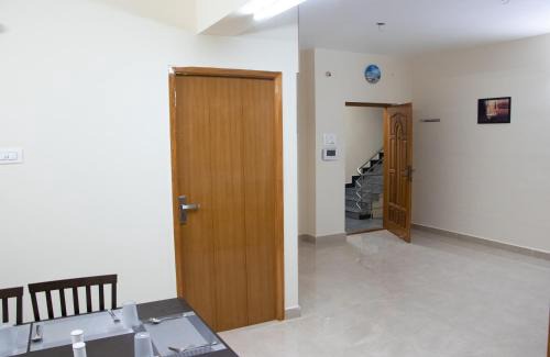Vadapalani House | Richinn Palace home stay