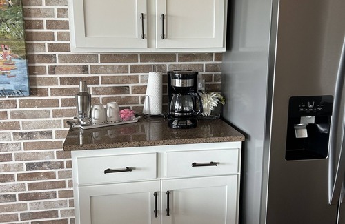 Eureka Condo | Richland Chambers Reservoir Lakefront Condo on First Floor with Outdoor Pool!