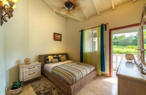 Pont Casse Villa | Ridge Royale with Mountain View, Waterfalls, Hot Tub and Home Cinema