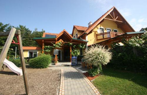 Loipersdorf bei Fuerstenfeld Apartment | Riegler`s Weinhof