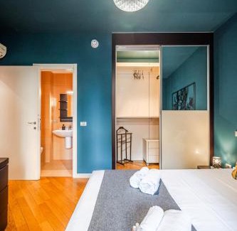 Cittadella Apartment | Rifugio Sakura Suite 5 minutes from the center
