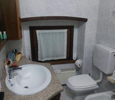 Intra Apartment | Rifugio sul lago