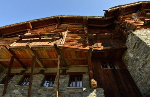 Champoluc Hotel | Rifugio Vieux Crest