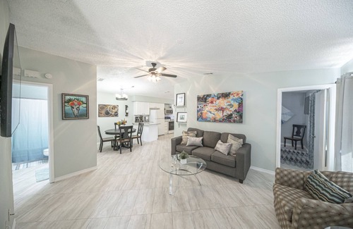 Midland House | Right At Home-Midland Northtown Place