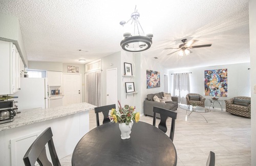 Midland House | Right At Home-Midland Northtown Place