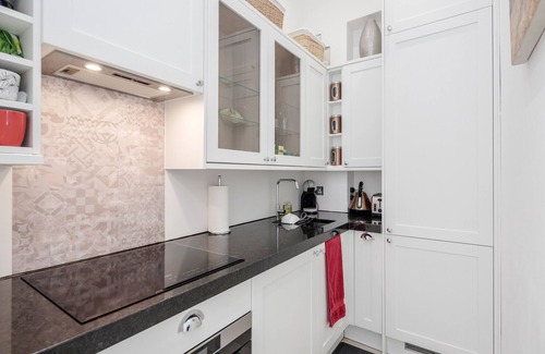 City of Westminster Apartment | Right opposite Hyde Park and moments from Oxford Street