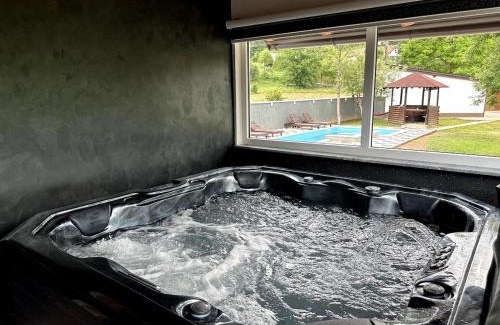 East Sarajevo Villa | Rijeka Villa - Spacious 4BR with Jacuzzi and Pool