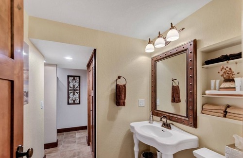 Rimrock Cabin | Rim Rock Canyon Lodge