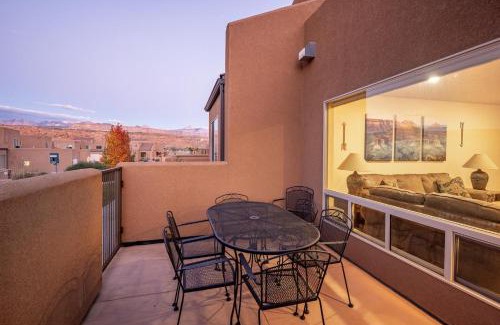 Moab South Valley House | Rim Village Vista Unit 10 A8