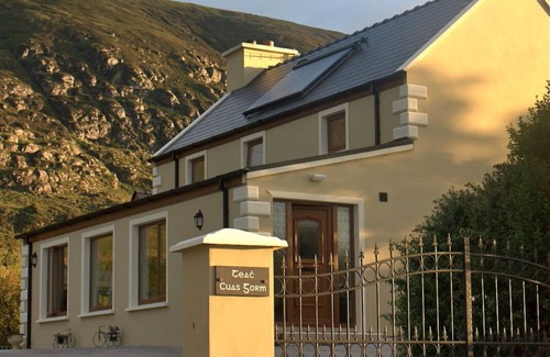 Kells House | Ring of Kerry Holiday Home with Mountain & Sea Views