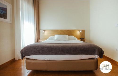 Bouro Bed & Breakfast | Rio Homem