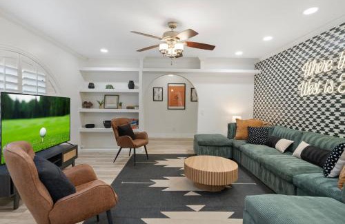 Paradise Valley Village House | Rio Resort Kierland Pool Hot tub Mini Golf Fun