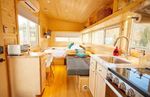 Arroyo Hondo House | Rio Tiny Home w Mountain View, Hot Tub, 2 miles to Black Rock Hot Springs