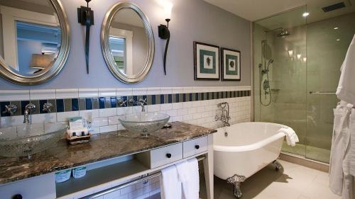 Ayers Cliff Hotel | Ripplecove Hotel & Spa