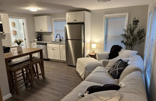Seabrook Apartment | Riptide Retreat - Walk to Hampton & Seabrook Beach!