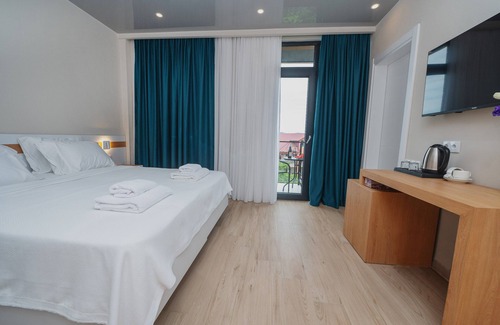 Magnetiti Hotel | Ritsa Resort
