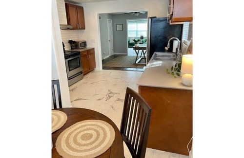 Huntington House | Ritter Park Flats. Convenient and spacious!