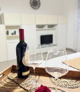 Pozzuoli Apartment | Riva