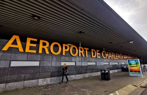 Charleroi Apartment | Rive Gauche K center - train station - airport
