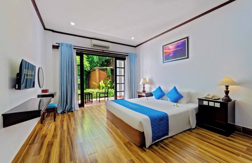 Cua Đai Resort | River Beach Resort and Residences